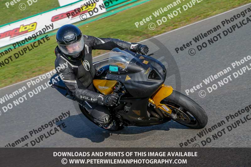 PJM Wedding Photography;enduro digital images;event digital images;eventdigitalimages;mallory park;mallory park photographs;mallory park trackday;mallory park trackday photographs;no limits trackdays;peter wileman photography;racing digital images;trackday digital images;trackday photos